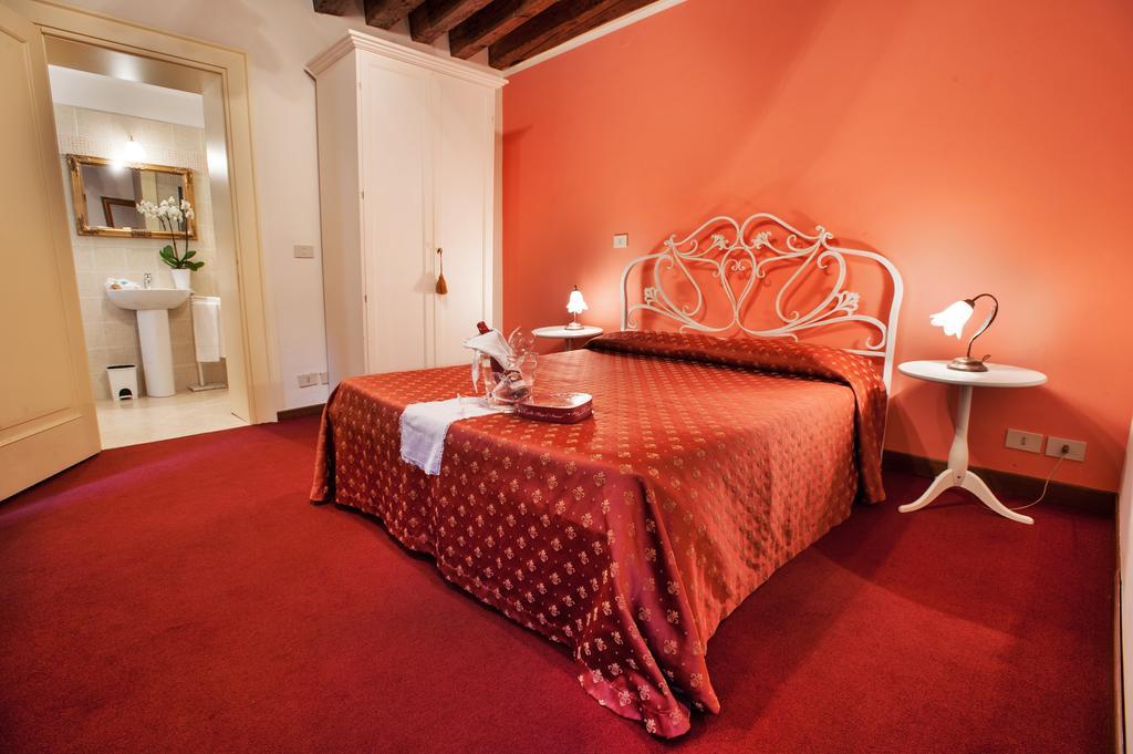 Maison San Marco Venice Room photo