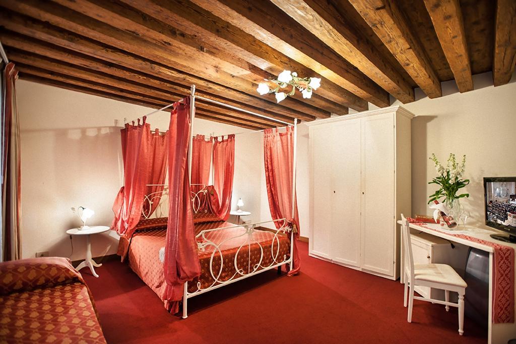 Maison San Marco Venice Room photo